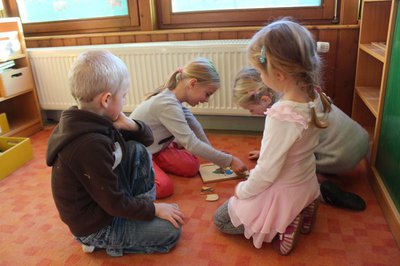 Spielende Kinder in der Kita St. Elisabeth