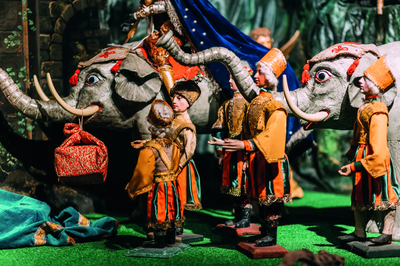 Heiliges Puppen-Theater: Ein Blick hinter die Kulissen der Krippe der Spitalkirche