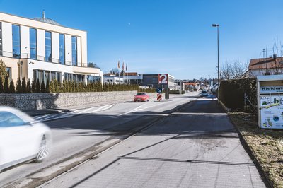 Visualisierung: An der Hohenwarter Straße in Höhe der Moschee sind eine Fahrbahneinengung und eine Mittelinsel vorgesehen.