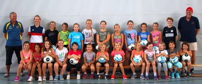 22 Mädchen nahmen am "Tag des Mädchenfußballs" 2018 teil