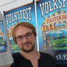 Der Grafiker Marco Bernd hat das Volksfestplakat 2019 gestaltet.