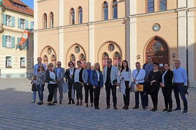 Internationale Landwirtschaftsdelegation informiert sich über Bodenallianz Pfaffenhofen