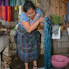 Schals aus einer Weberei in Guatemala