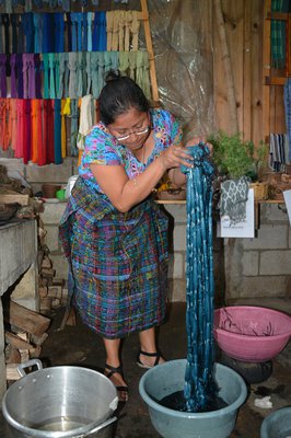 Schals aus einer Weberei in Guatemala