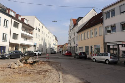 In der Auenstraße wird ab Dienstag der Straßenbelag aufgebracht.