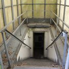 Treppe hinab in den Bunker an der Ingolstädter Straße