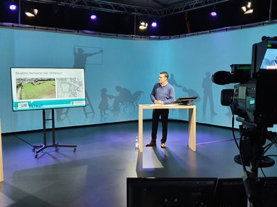 Bürgermeister Thomas Herker informierte die Bürgerinnen und Bürger über Projekte der Stadtverwaltung per Live-Stream.
