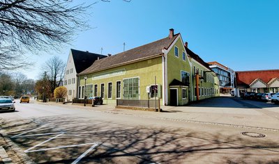 Neue Sammelstelle in der Stocker Maschinenhalle - Auch “Umsonst-Laden” zieht um
