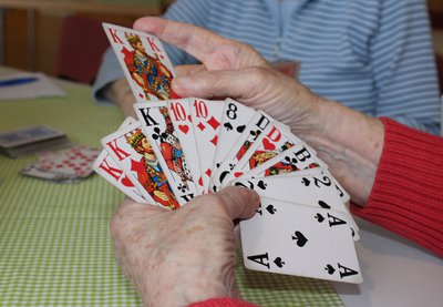 Zwei Mal pro Woche treffen sich im Seniorenbüro die Kartenspieler.