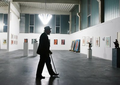 Markus Lüpertz bei seiner Ausstellung in der Kunsthalle im Herbst 2014 