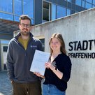 Annika Häßler schließt Studium bei den Stadtwerken Pfaffenhofen ab