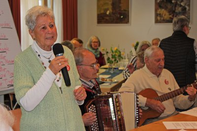 Auch im Mai findet wieder das „Gesellige Beisammensein“ im Bürgerzentrum Hofberg statt. 