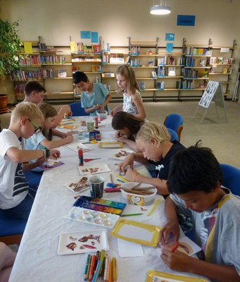 Am Museumstag konnten die Kinder eigene Kunstwerke gestalten. (@Stadtbücherei)