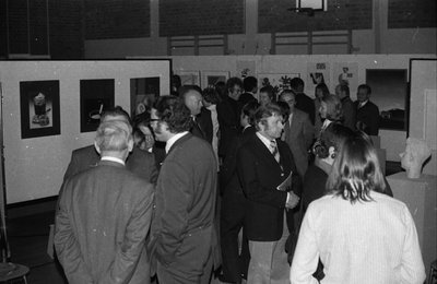 Eröffnung der Kunstausstellung des 1970 gegründeten „Kunstkreis Pfaffenhofen“ (1973) 