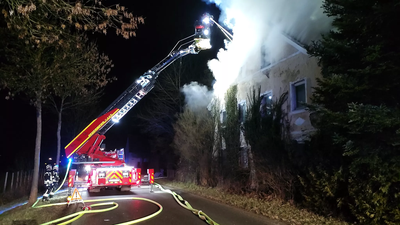 Dachstuhlbrand mit Personengefahr in Gittenbach