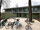 Kita St.Elisabeth Eingangsbereich mit Fahrrädern davor
