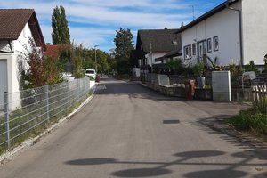 Foto des Straßenverlaufs des Schwalbenweges in Affalterbach